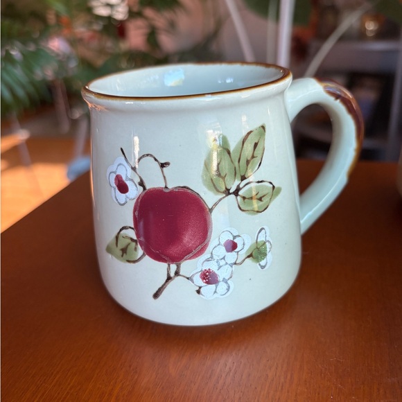 Vintage Casualstone - Set of 4 Coffee Mugs  in Korea Floral Pattern Cups 1970s - Picture 6 of 8